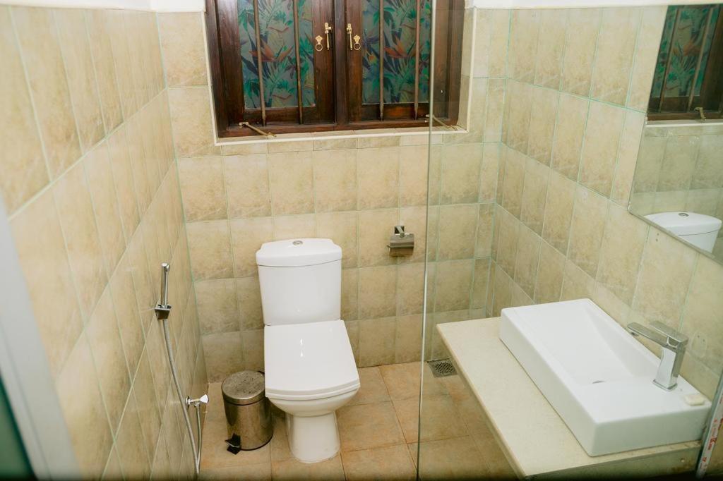 Romantic Garden Hotel Негомбо Екстер'єр фото